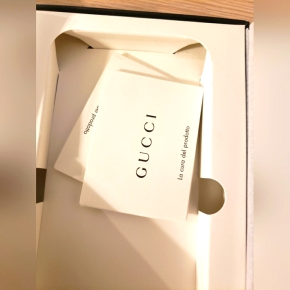 GG iPhone 7/8 Case UFO (Authentic) Design R140-B3-015 Black - Picture 2 of 7